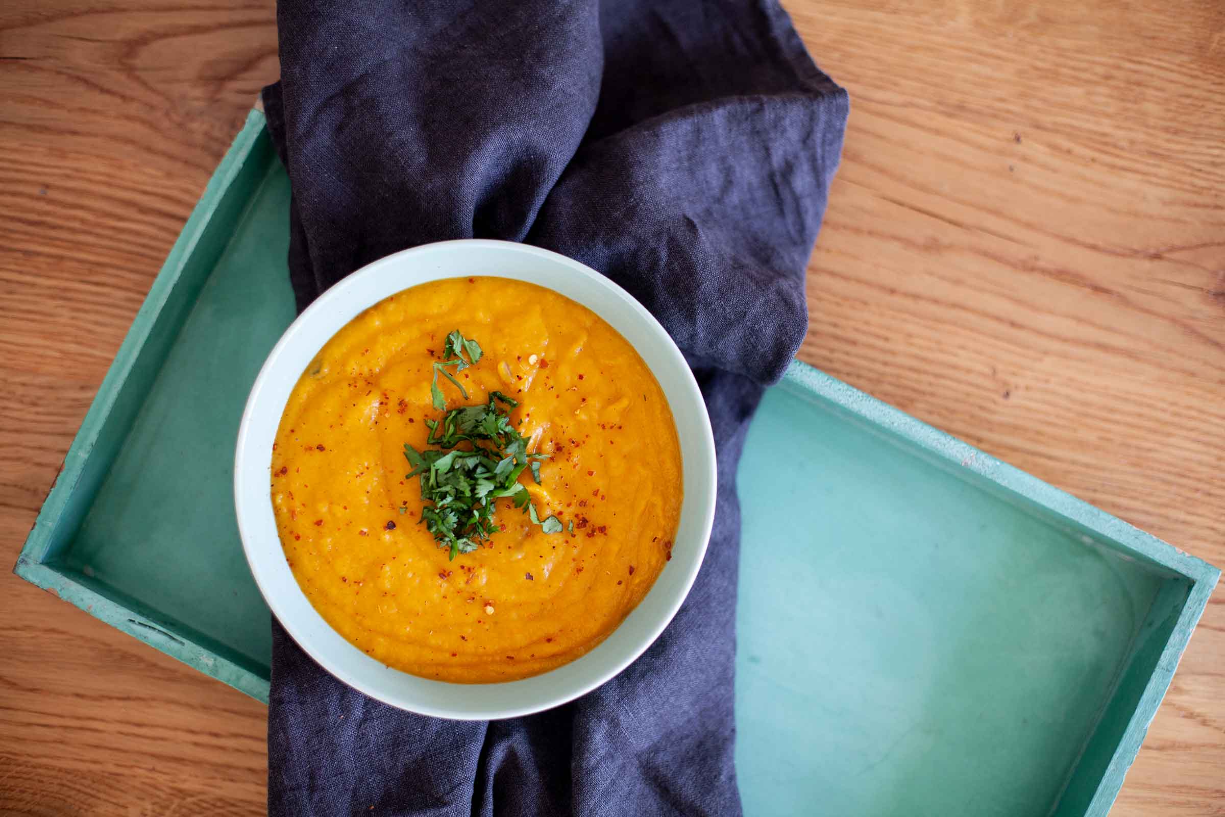 KONA-Special: hawaiianische Kokos-Süßkartoffelsuppe mit Ingwer KONA-Special: hawaiianische Kokos-Süßkartoffelsuppe mit Ingwer